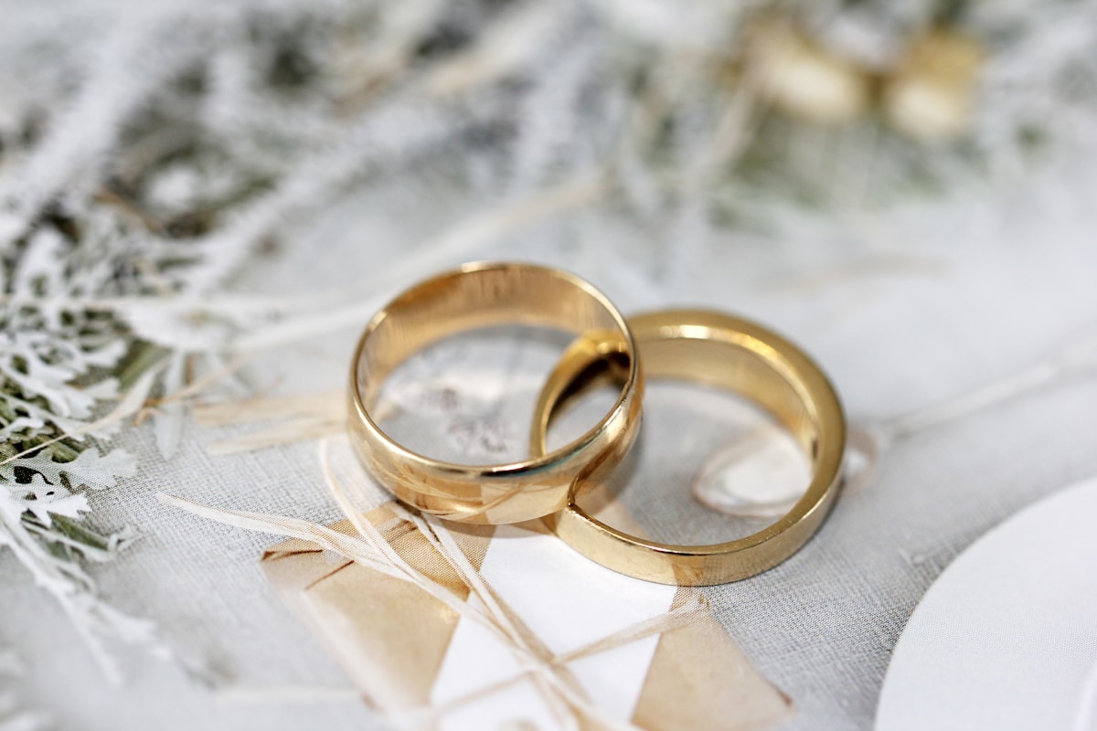 Wedding rings — Gulf Coast ceremony detail